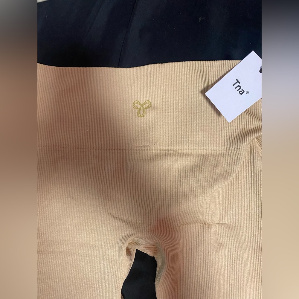 Brand new size small (fits xs) tan leggings